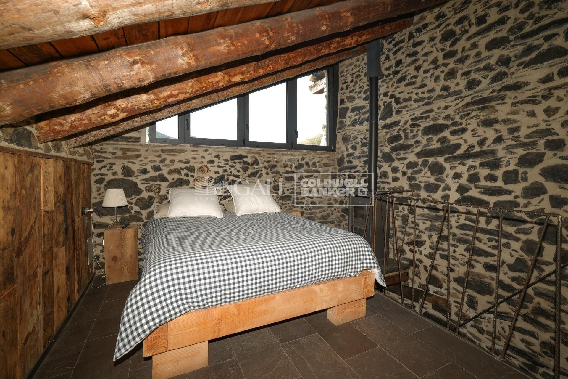 Villa Principado De Andorra (Ninguna Poblacion Tiene C.P.), Lleida, Spānijā 4 istabas, 320 m2 Nr. 156916