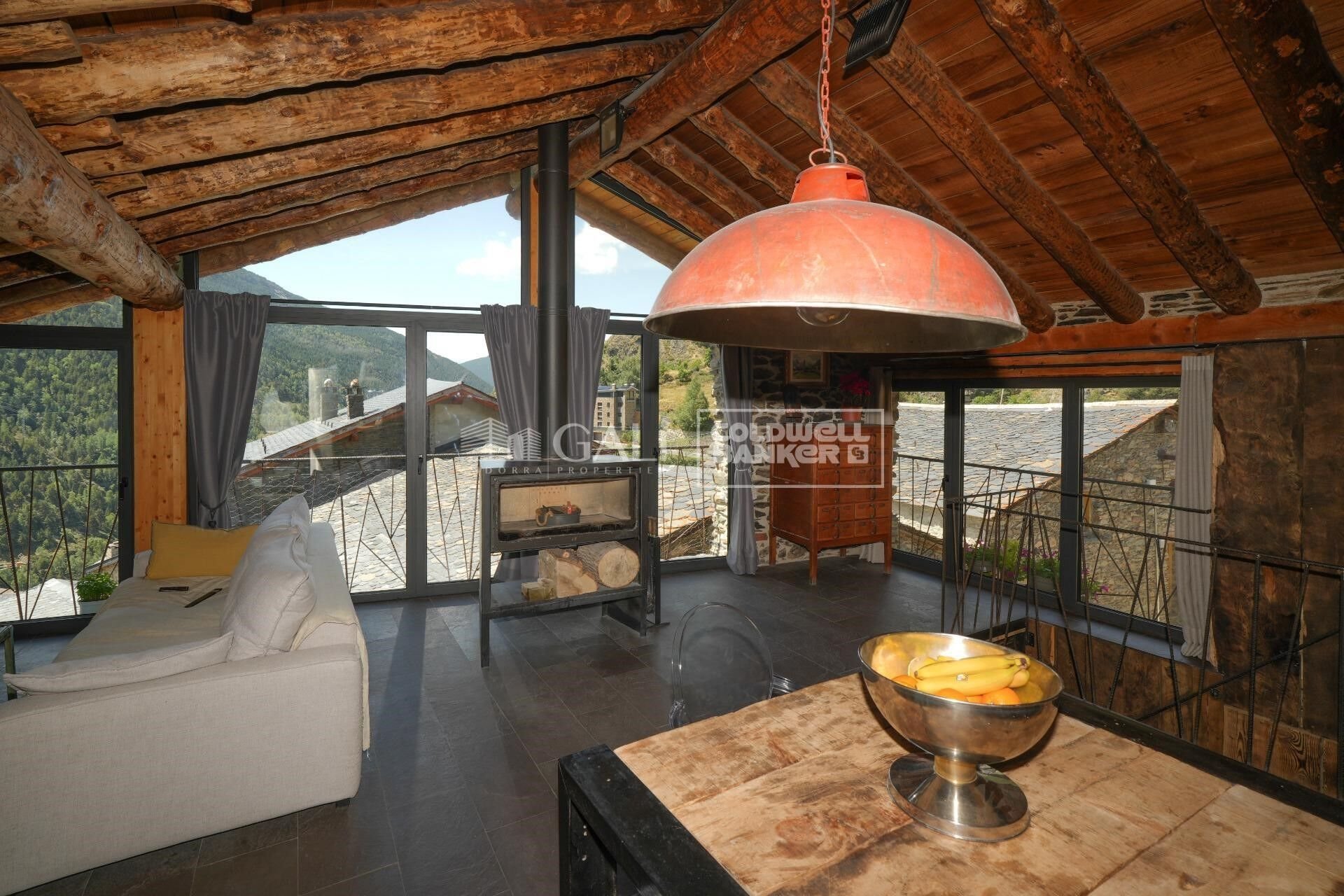 Villa Principado De Andorra (Ninguna Poblacion Tiene C.P.), Lleida, Spānijā 4 istabas, 320 m2 Nr. 156916