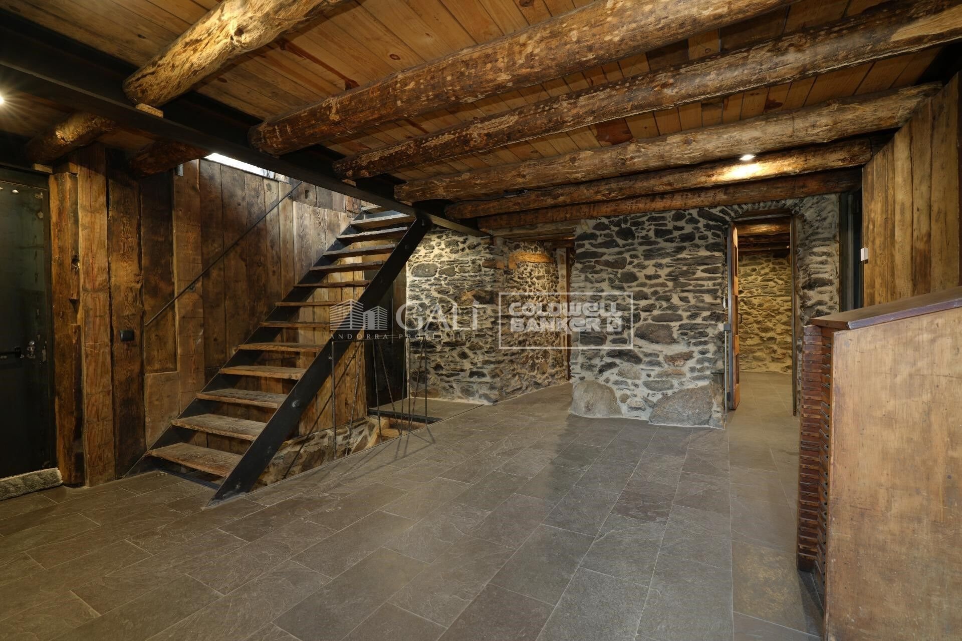 Villa Principado De Andorra (Ninguna Poblacion Tiene C.P.), Lleida, Spānijā 4 istabas, 320 m2 Nr. 156916