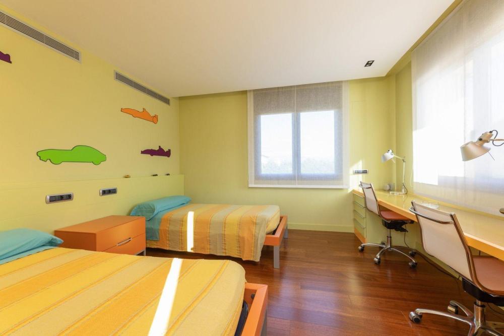 House in Peralada, Girona, Spanien 5 Schlafzimmer,  Nr. 141317