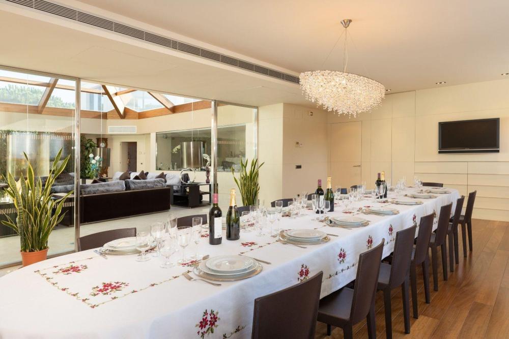 House in Peralada, Girona, Spanien 5 Schlafzimmer,  Nr. 141317