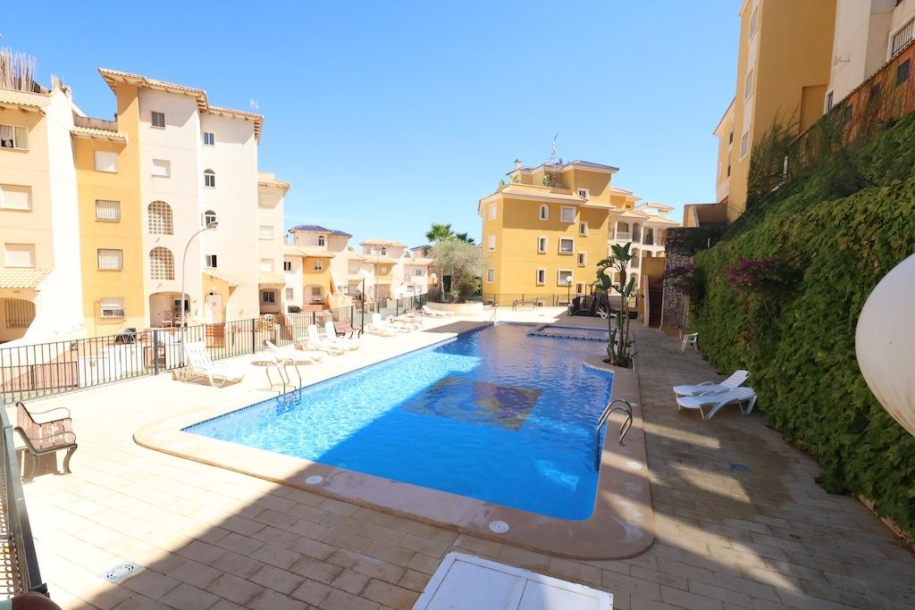 Apartamento en Alicante, España 2 dormitorios, 80 m2 No. 196800