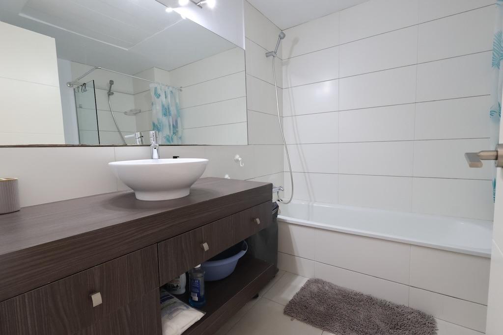 Apartamento en Alicante, España 2 dormitorios, 80 m2 No. 196800