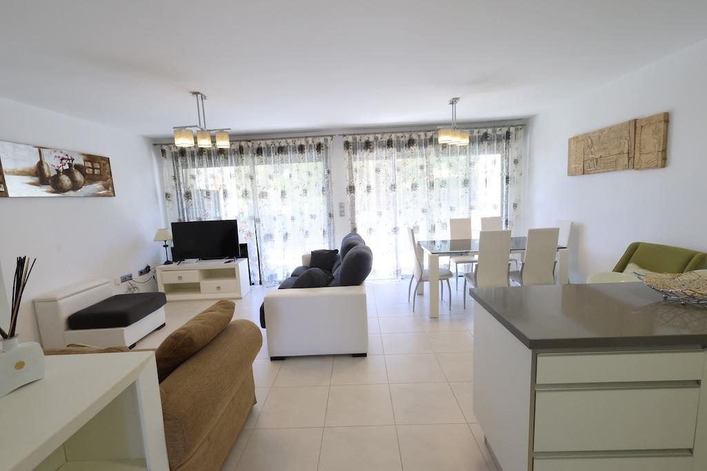 Apartamento en Alicante, España 2 dormitorios, 80 m2 No. 196800