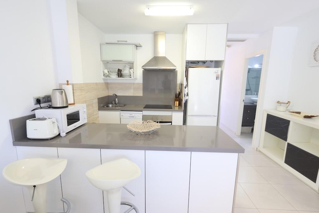 Apartamento en Alicante, España 2 dormitorios, 80 m2 No. 196800