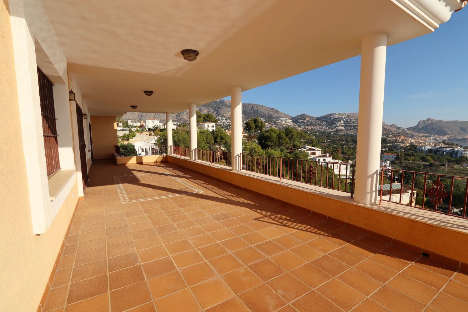 Villa à Altea, Alicante, Espagne 5 chambres, 630 m2 No. 133266