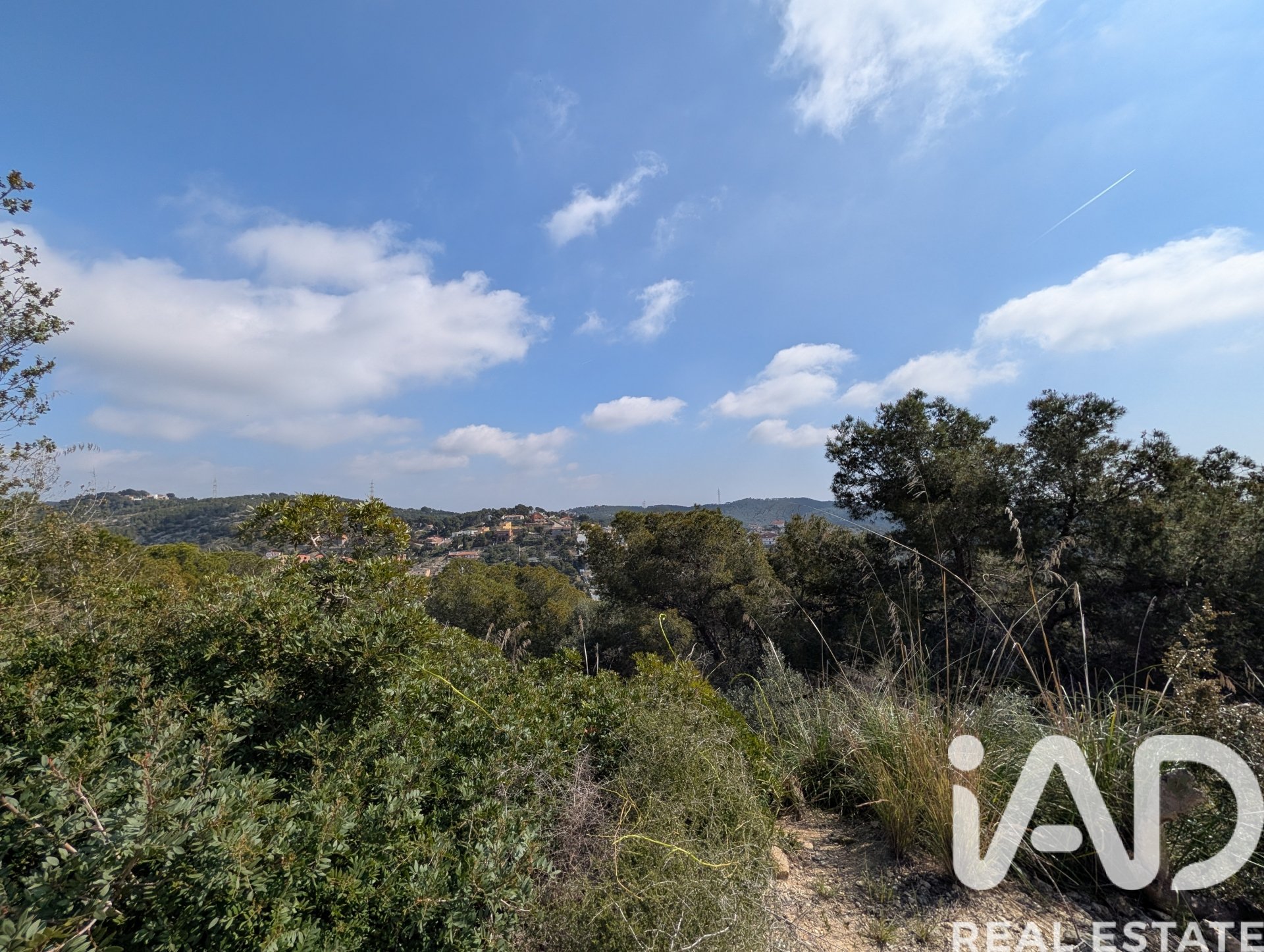 Land in Cunit, Tarragona, Spanien 3014 m2 Nr. 185086