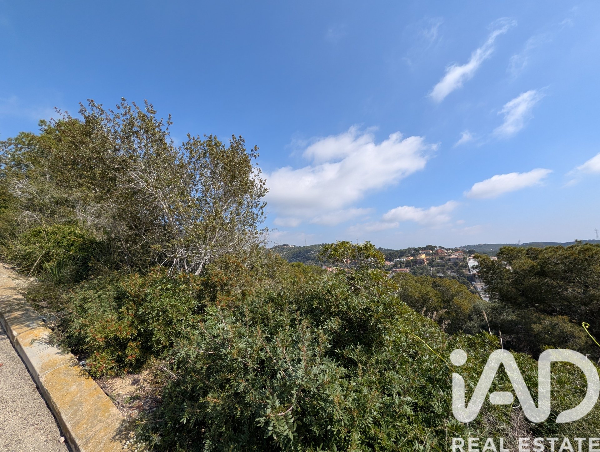 Land in Cunit, Tarragona, Spanien 3014 m2 Nr. 185086