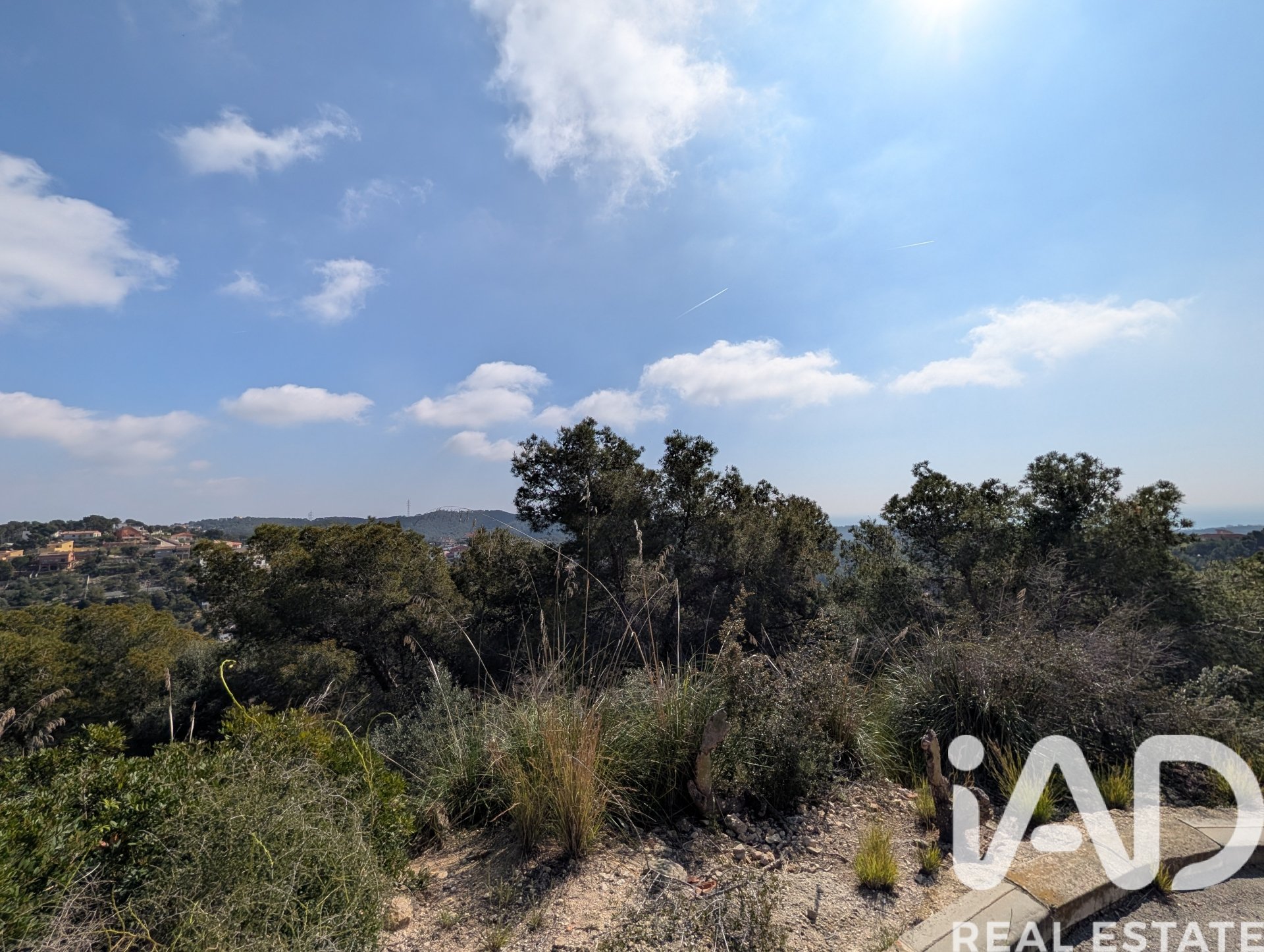 Land in Cunit, Tarragona, Spanien 3014 m2 Nr. 185086