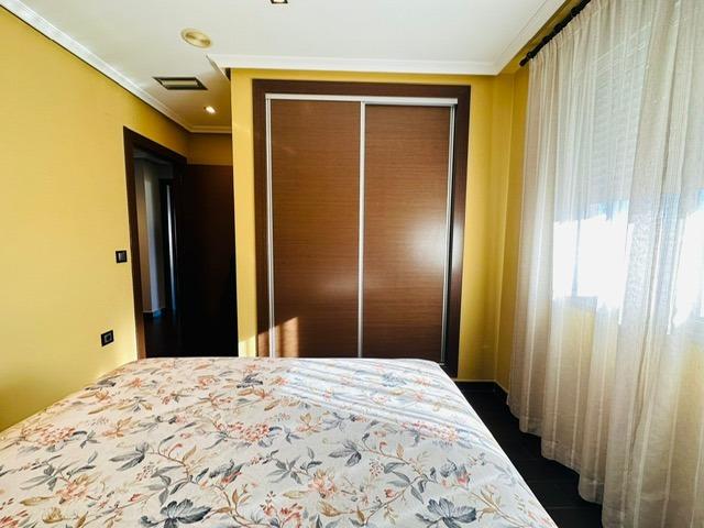 Dzīvoklis Torrevieja, Alicante, Spānijā 3 istabas, 205 m2 Nr. 155696