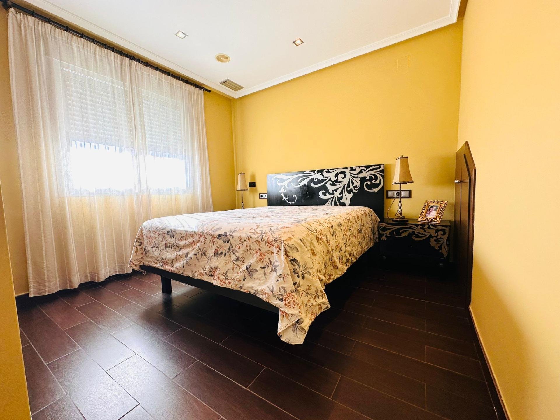 Dzīvoklis Torrevieja, Alicante, Spānijā 3 istabas, 205 m2 Nr. 155696