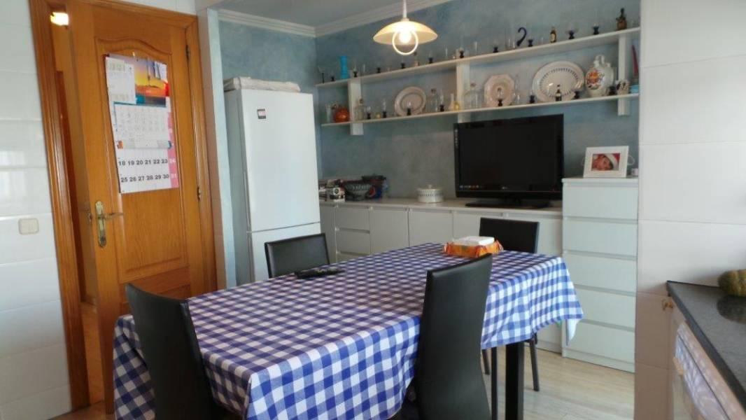 Villa in Badalona, Barcelona, Spanien 3 Schlafzimmer, 314 m2 Nr. 133453