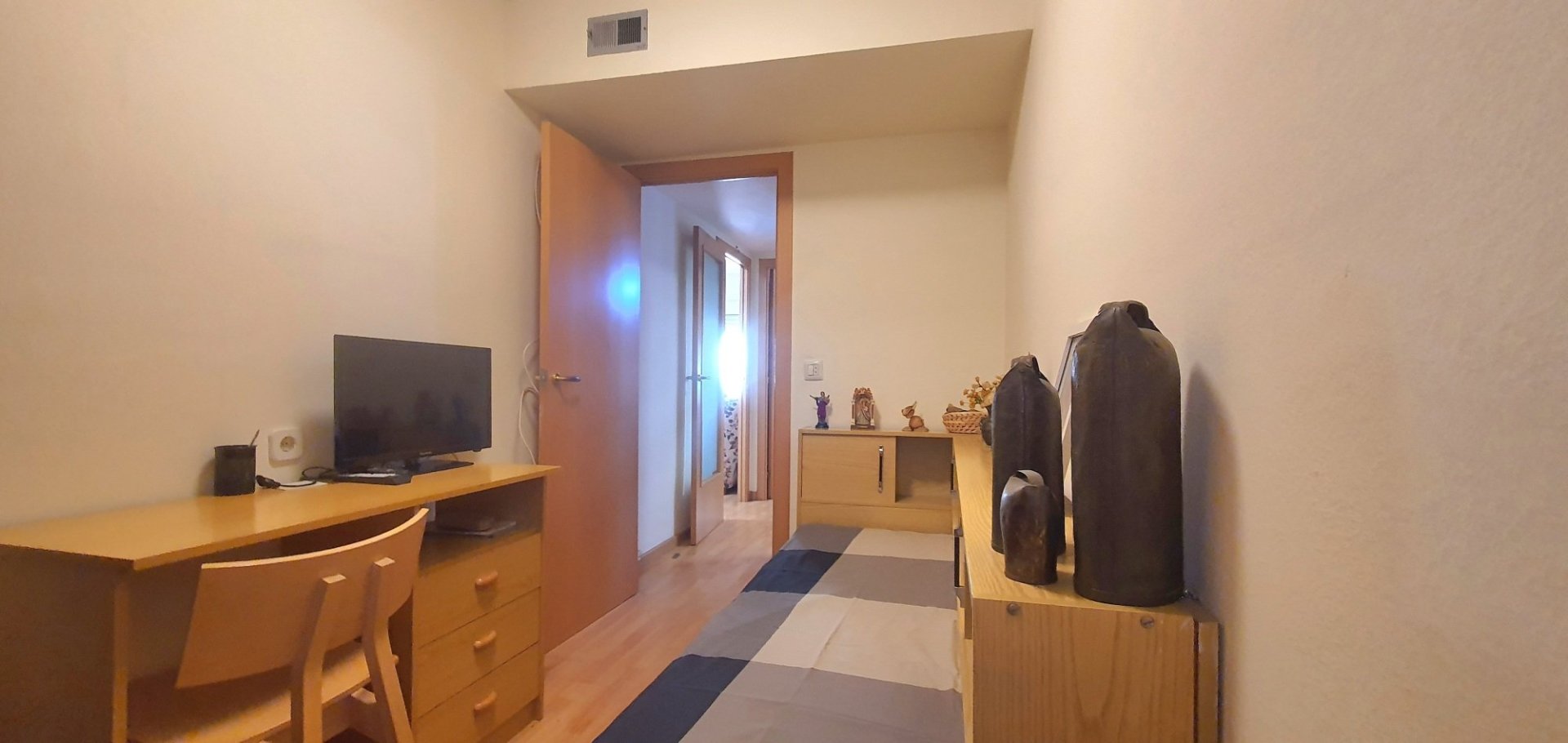Apartamento en Eixample, Barcelona, España 3 dormitorios, 116 m2 No. 133458