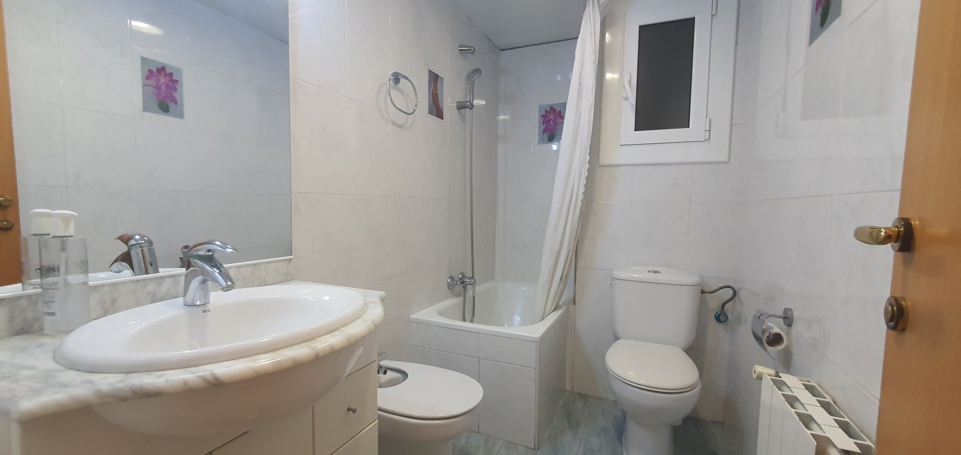 Apartamento en Eixample, Barcelona, España 3 dormitorios, 116 m2 No. 133458