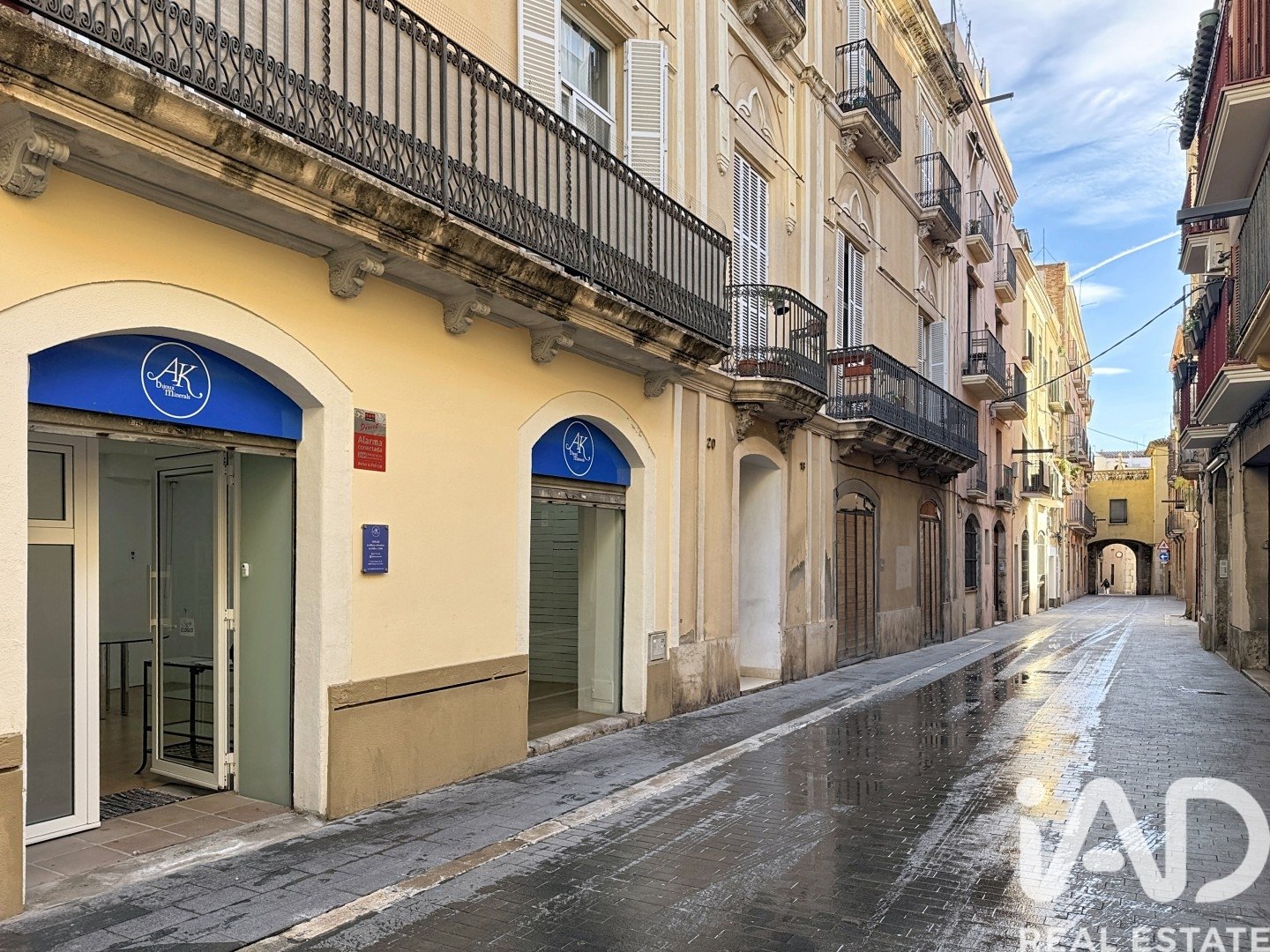 Propiedad comercial en Vilanova i la Geltrú, Barcelona, España 61 m2 No. 185379