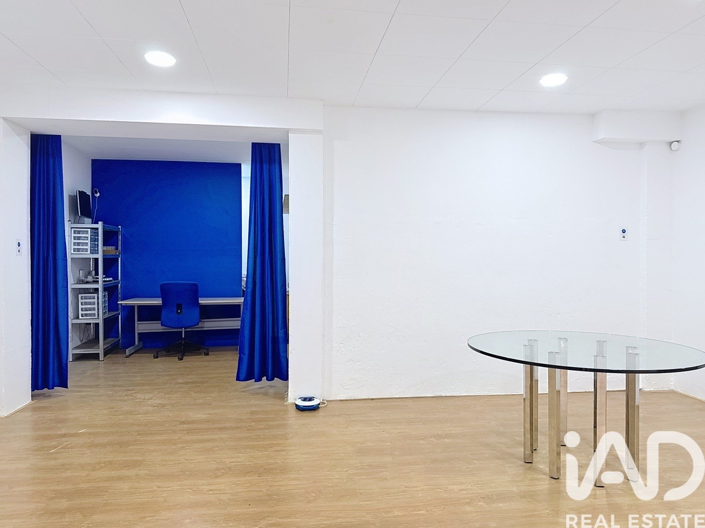 Propiedad comercial en Vilanova i la Geltrú, Barcelona, España 61 m2 No. 185379