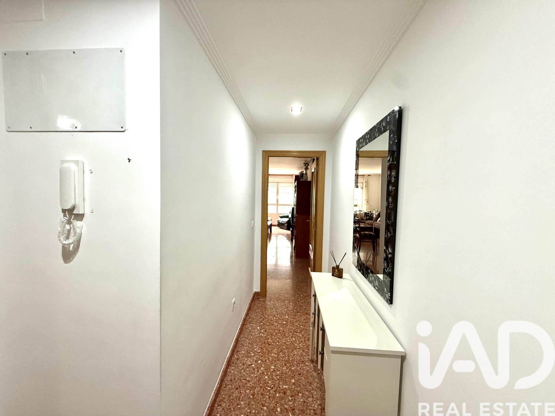Appartamento a Ibi, Alicante, Spagna 3 camere da letto, 100 mq. N° 185384