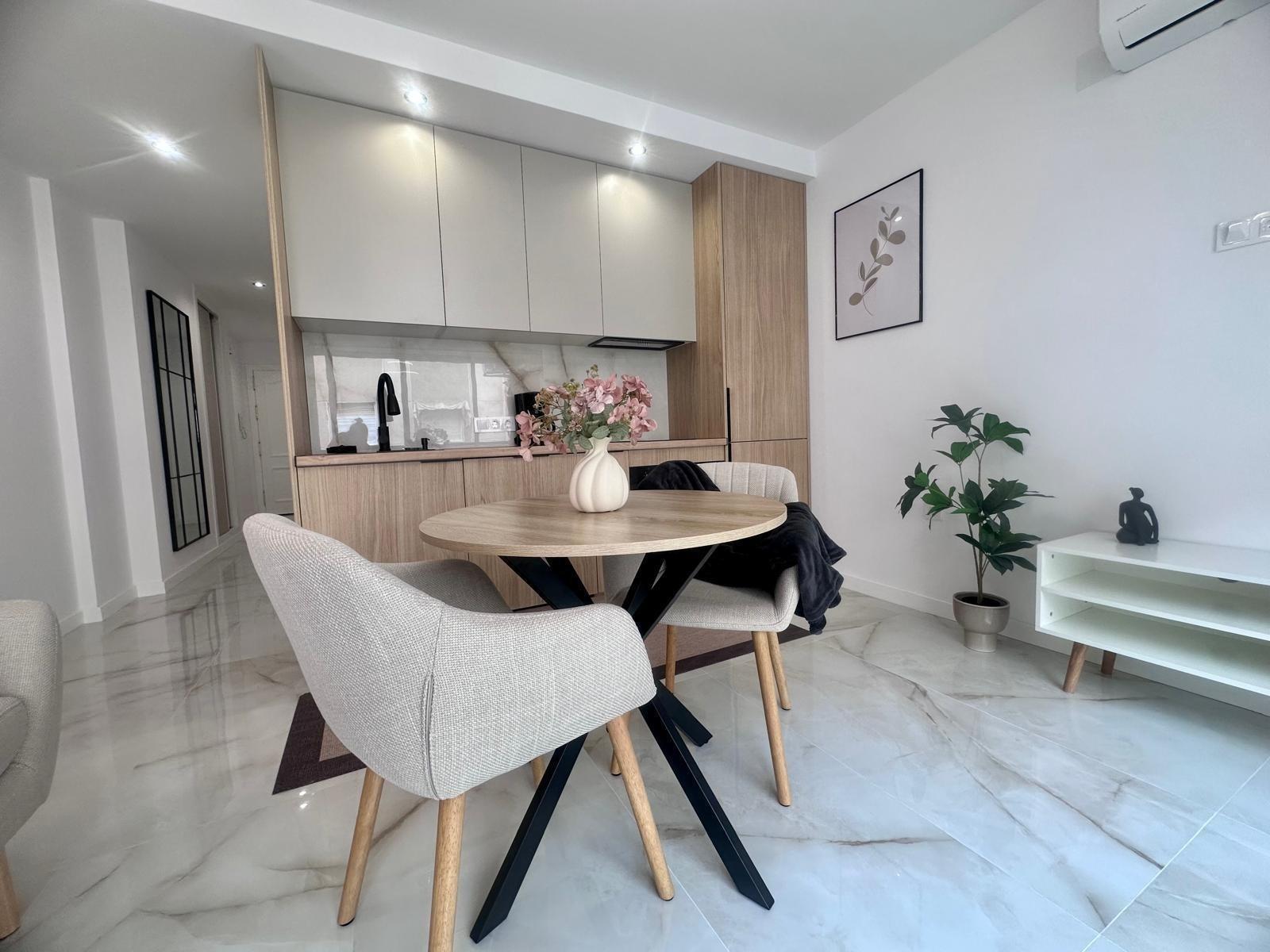 Apartment in Torrevieja, Alicante, Spain 1 bedroom, 51 sq.m. No. 184292