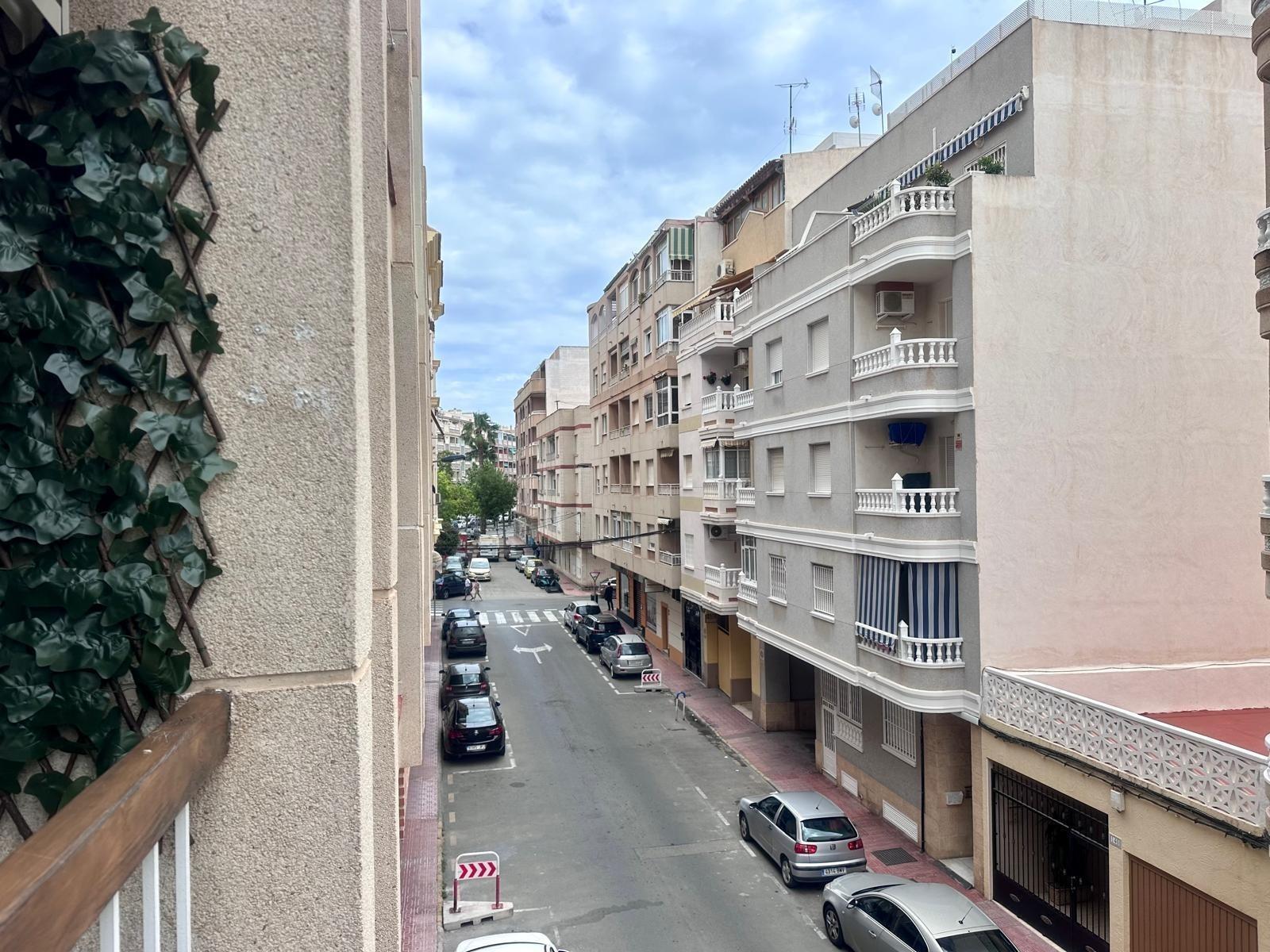 Apartment in Torrevieja, Alicante, Spain 1 bedroom, 51 sq.m. No. 184292