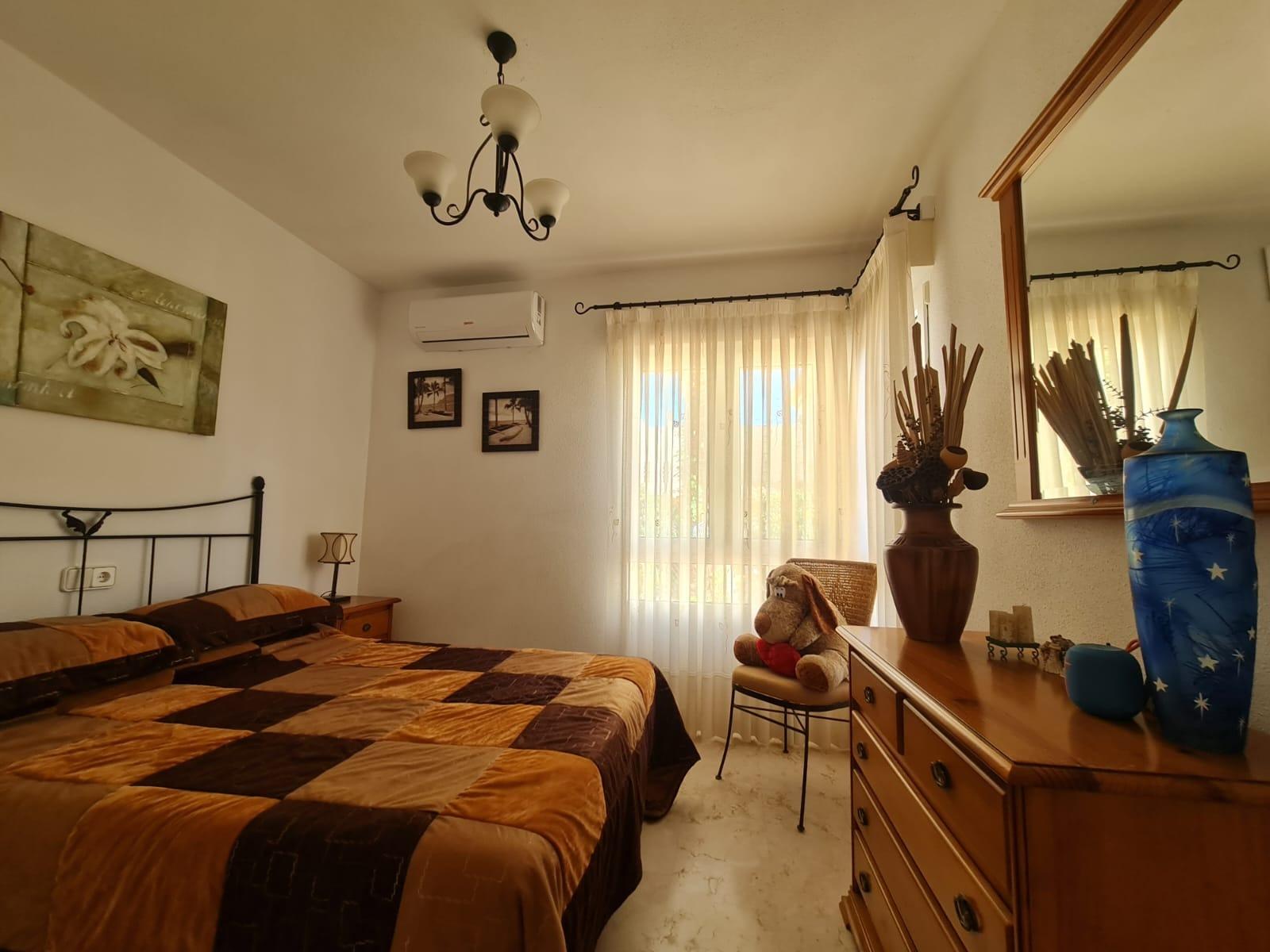 Villa i Alicante, Spanien 3 sovrum, 124 kvm. Nr. 156085