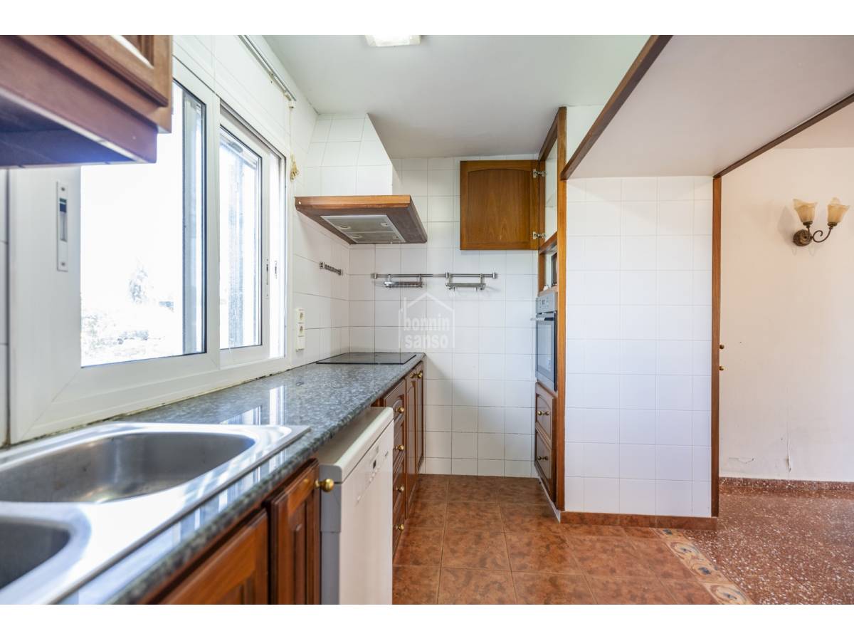 Вилла в Эс Кастель, Менорка, Испания 5 спален, 135м2 №147587