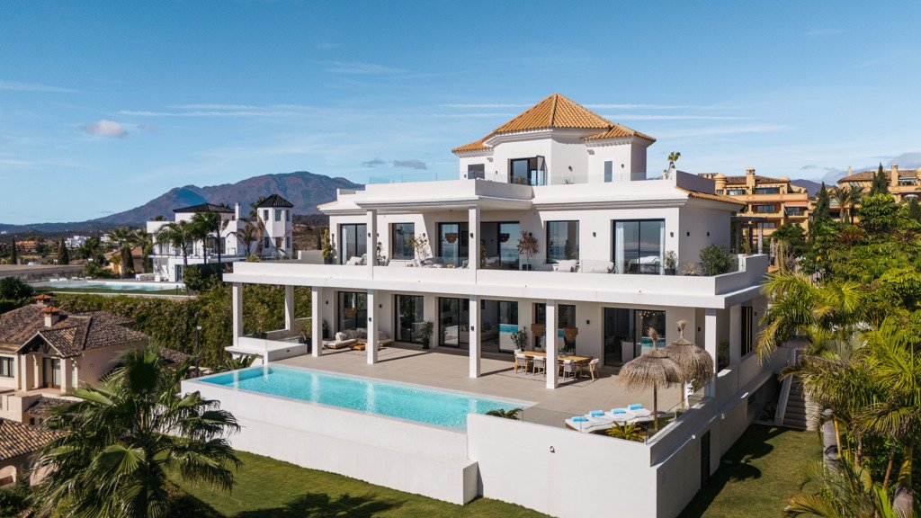 Villa in Malaga, Spanien 6 Schlafzimmer, 1466 m2 Nr. 154950