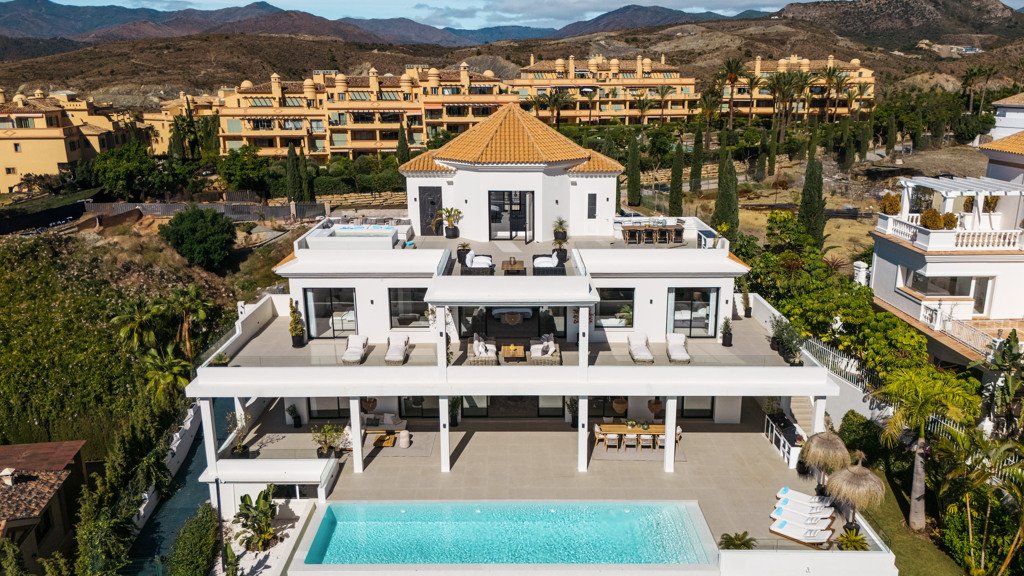 Villa in Malaga, Spanien 6 Schlafzimmer, 1466 m2 Nr. 154950