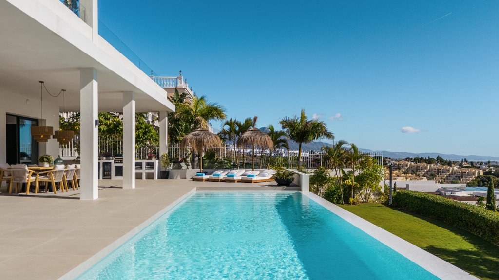 Villa in Malaga, Spanien 6 Schlafzimmer, 1466 m2 Nr. 154950