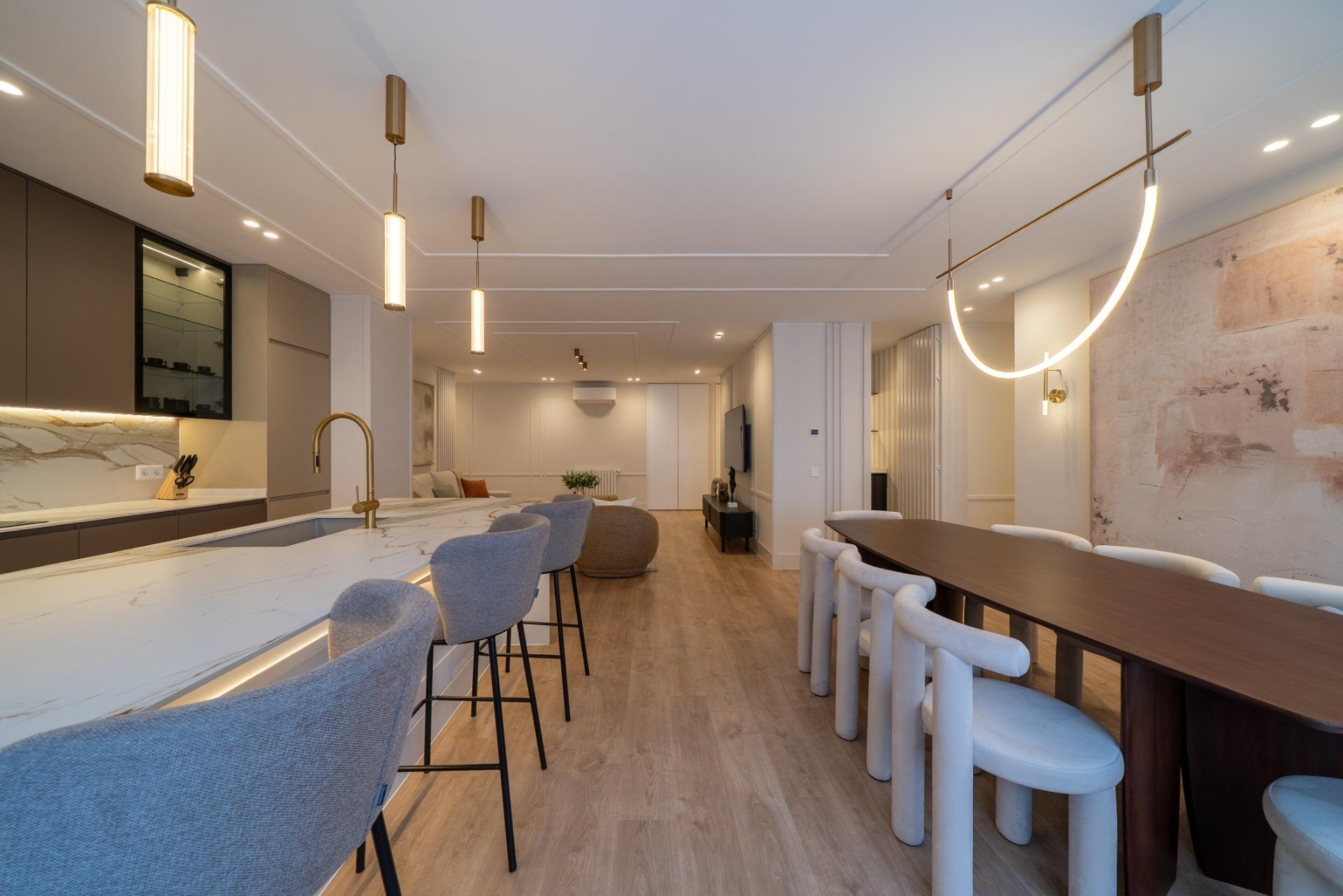 Huoneisto Madrid, Espanja 3 makuuhuonetta, 209 m2 No. 149560