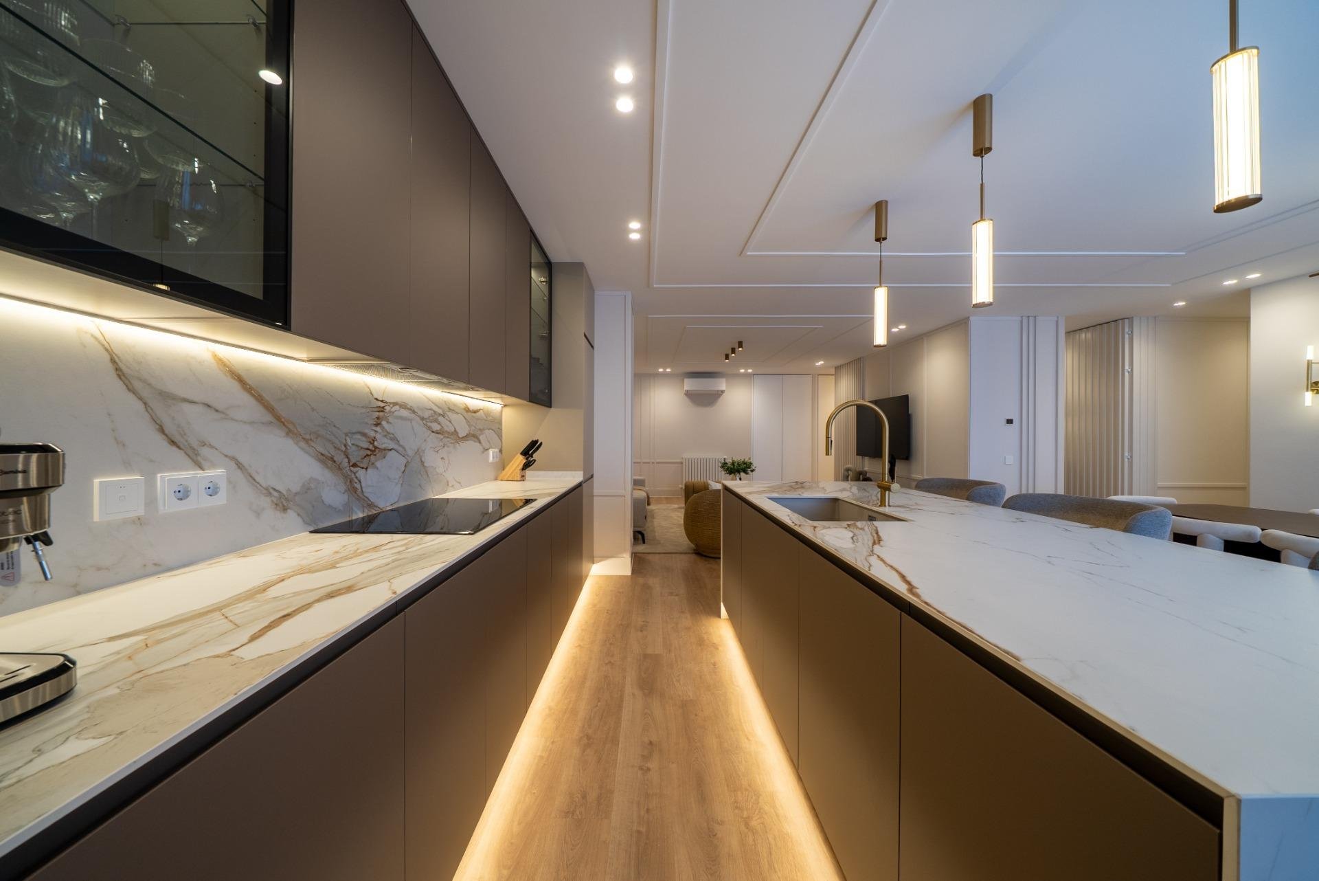 Huoneisto Madrid, Espanja 3 makuuhuonetta, 209 m2 No. 149560
