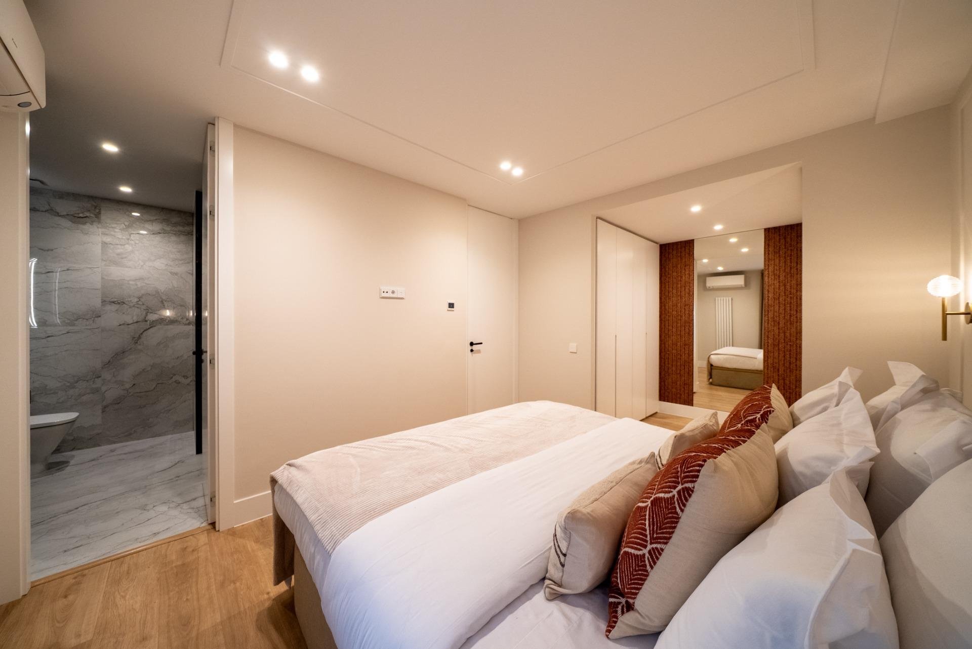 Huoneisto Madrid, Espanja 3 makuuhuonetta, 209 m2 No. 149560