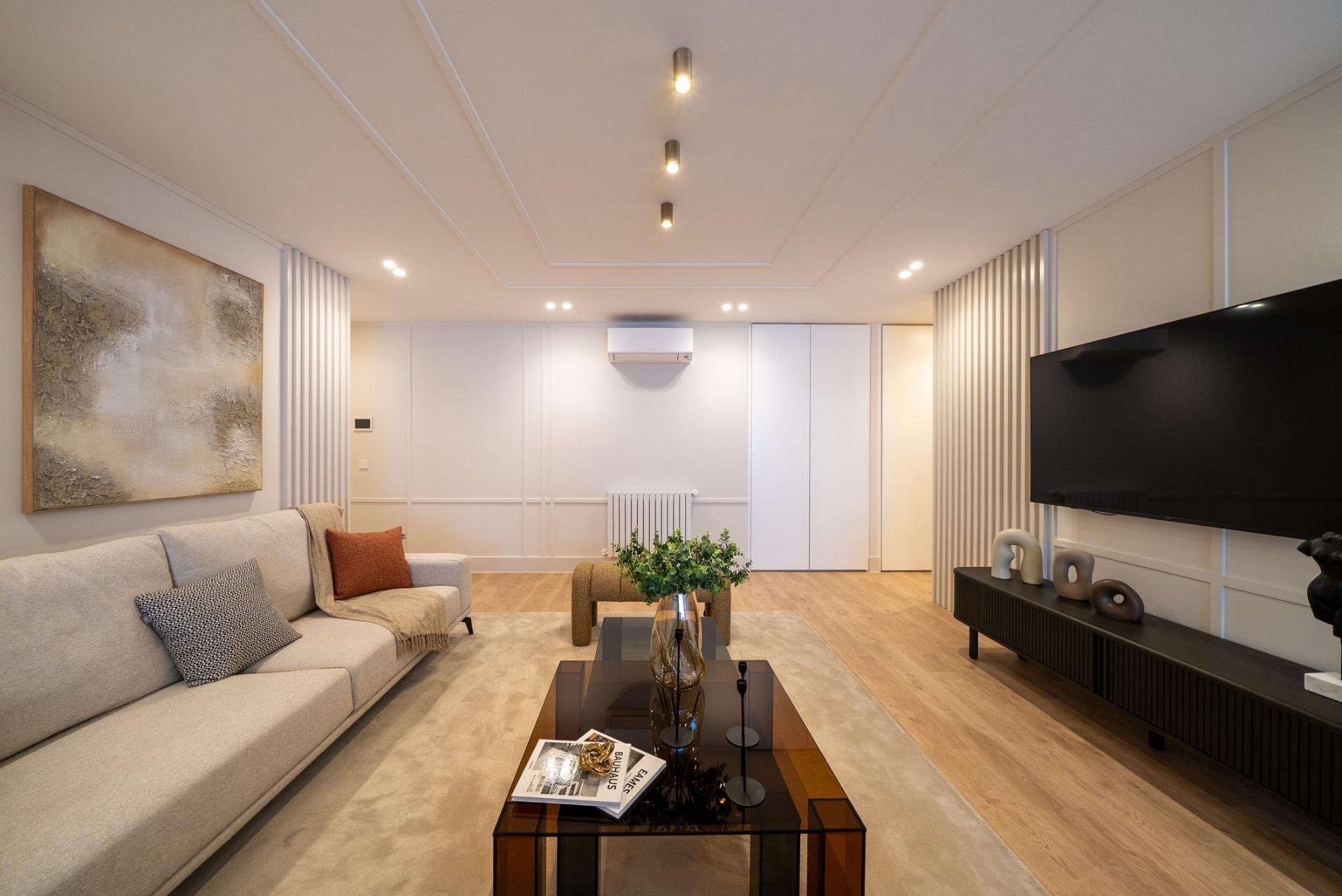 Huoneisto Madrid, Espanja 3 makuuhuonetta, 209 m2 No. 149560