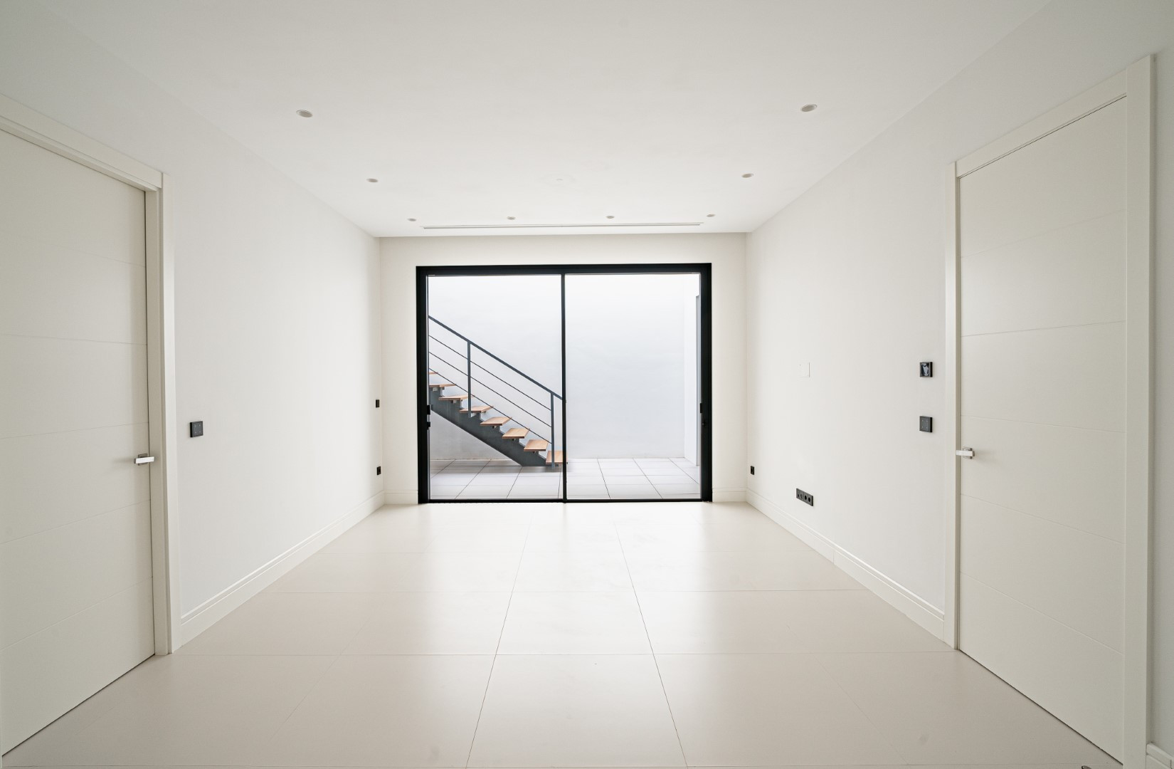 Villa in Marbella, Malaga, Spain 4 bedrooms, 434 sq.m. No. 98055