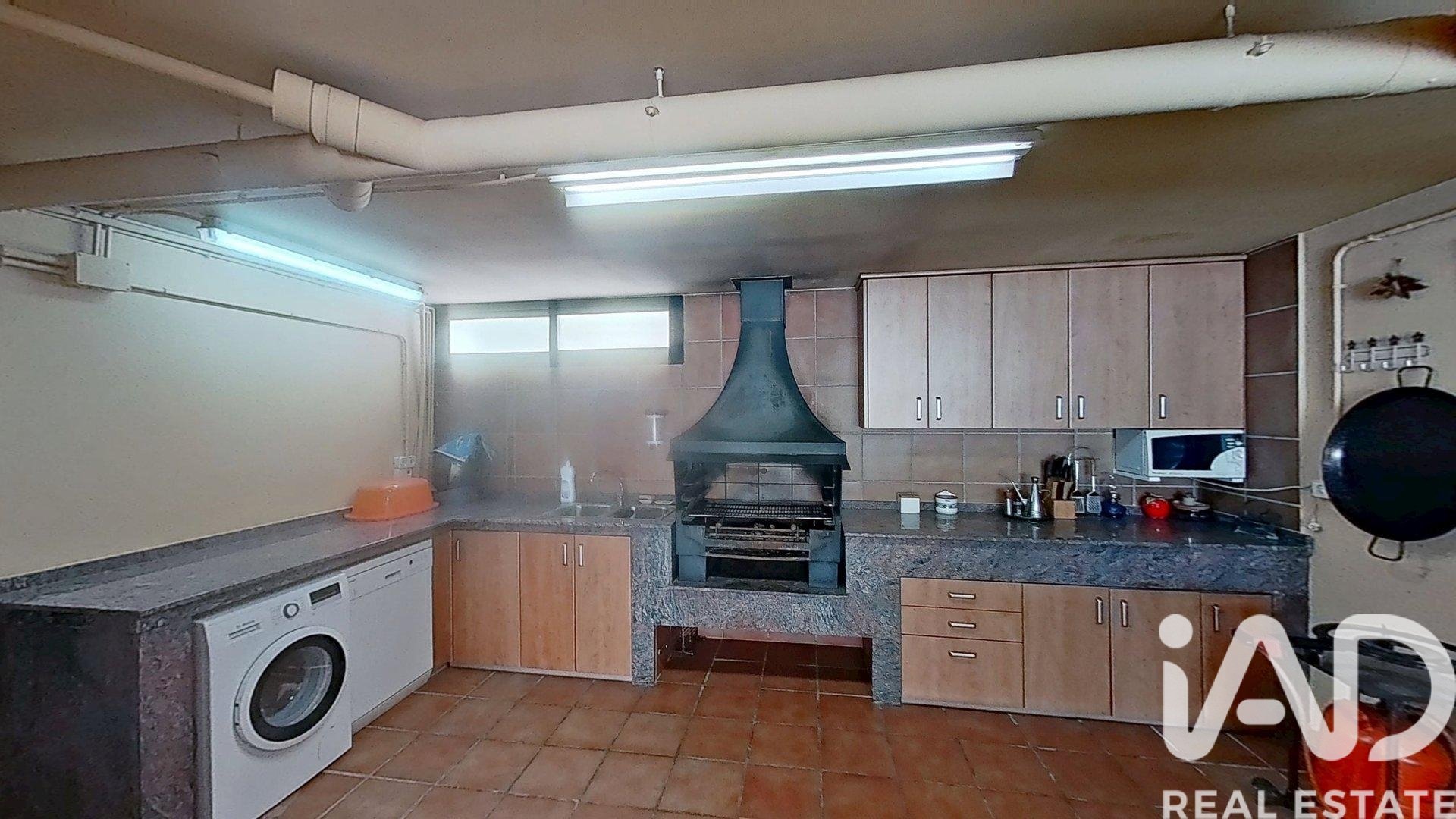 Hus i Calafell, Tarragona, Spanien 5 sovrum, 384 kvm. Nr. 172892