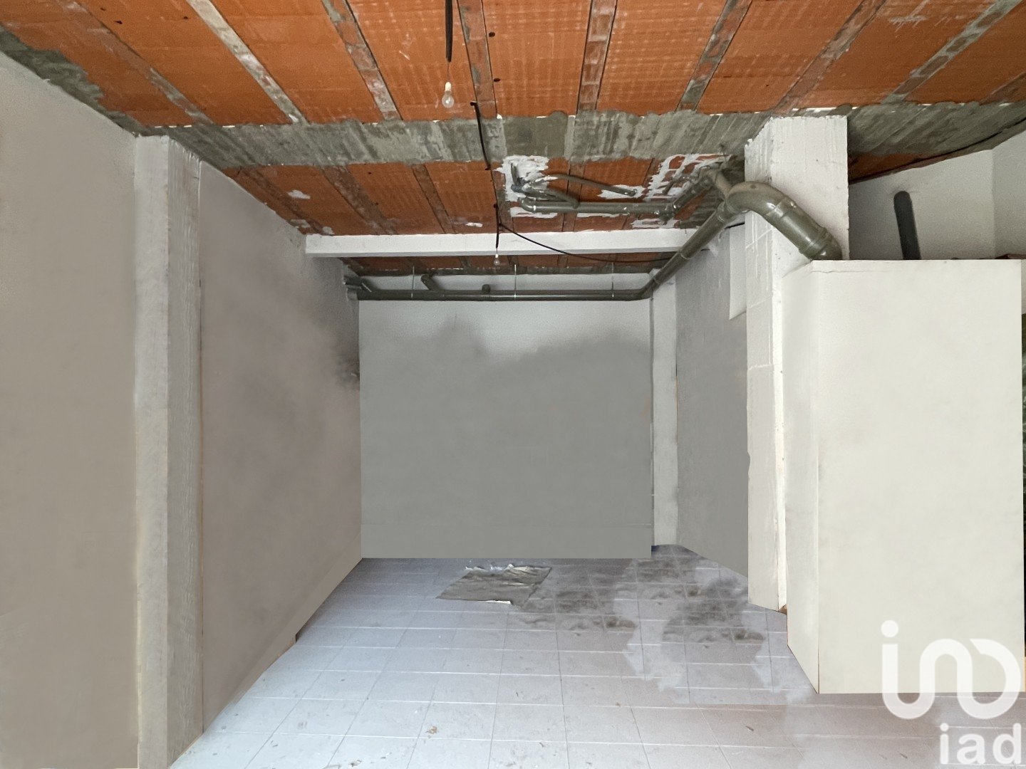 Commercial property in Leon, Spain 63 sq.m. No. 186071