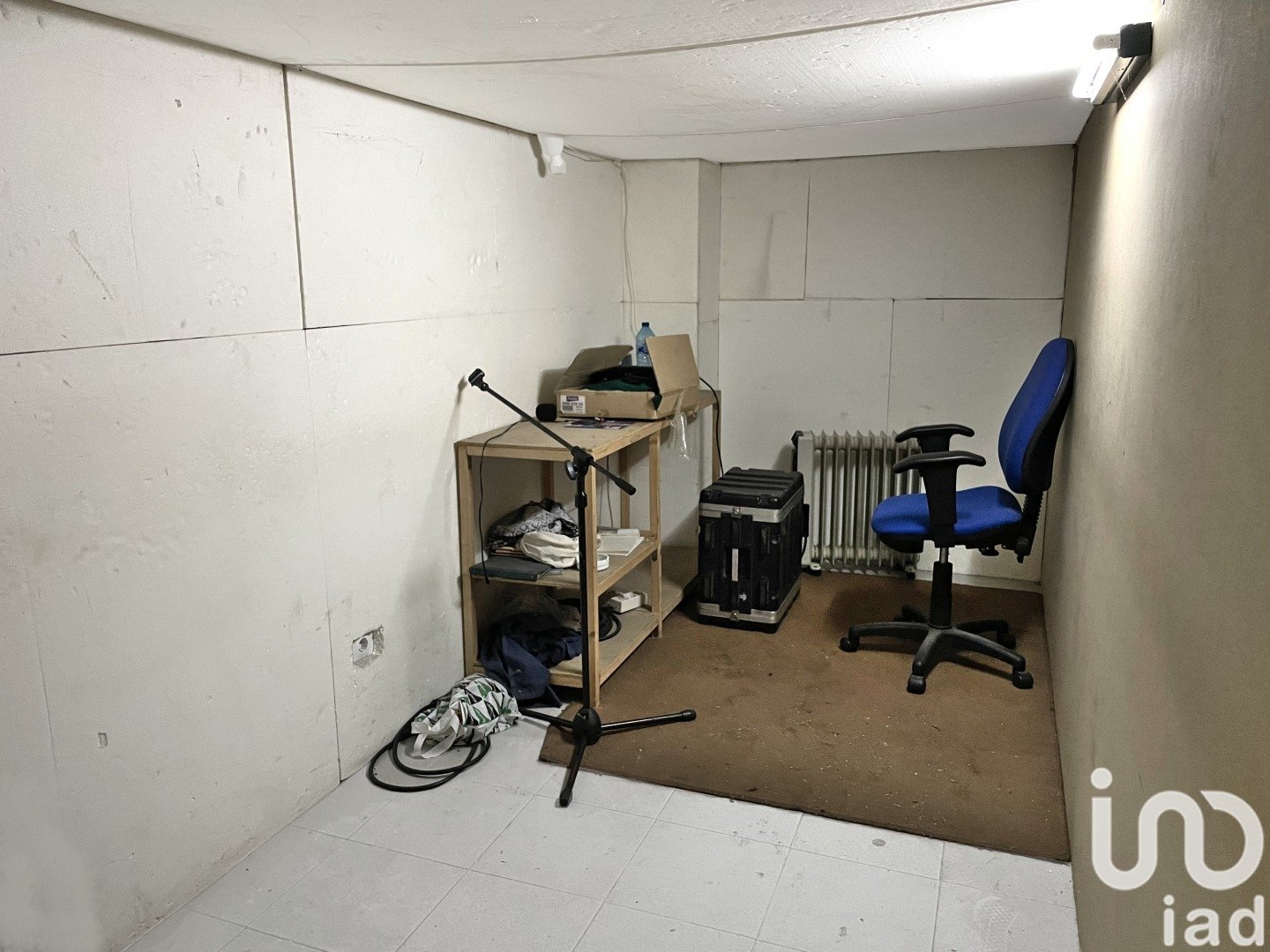 Commercial property in Leon, Spain 63 sq.m. No. 186071