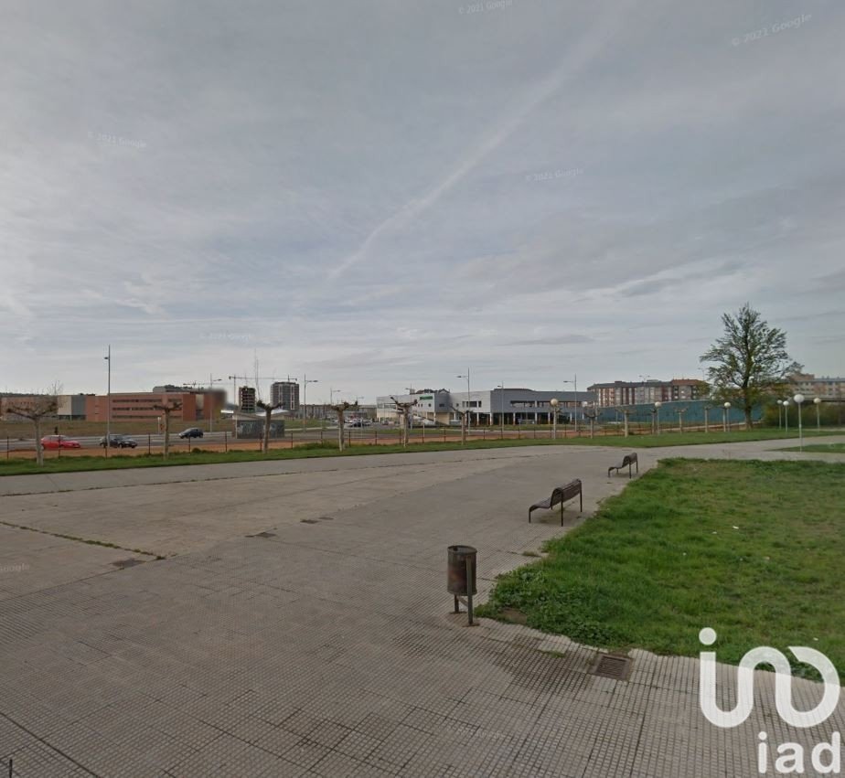 Commercial property in Leon, Spain 63 sq.m. No. 186071