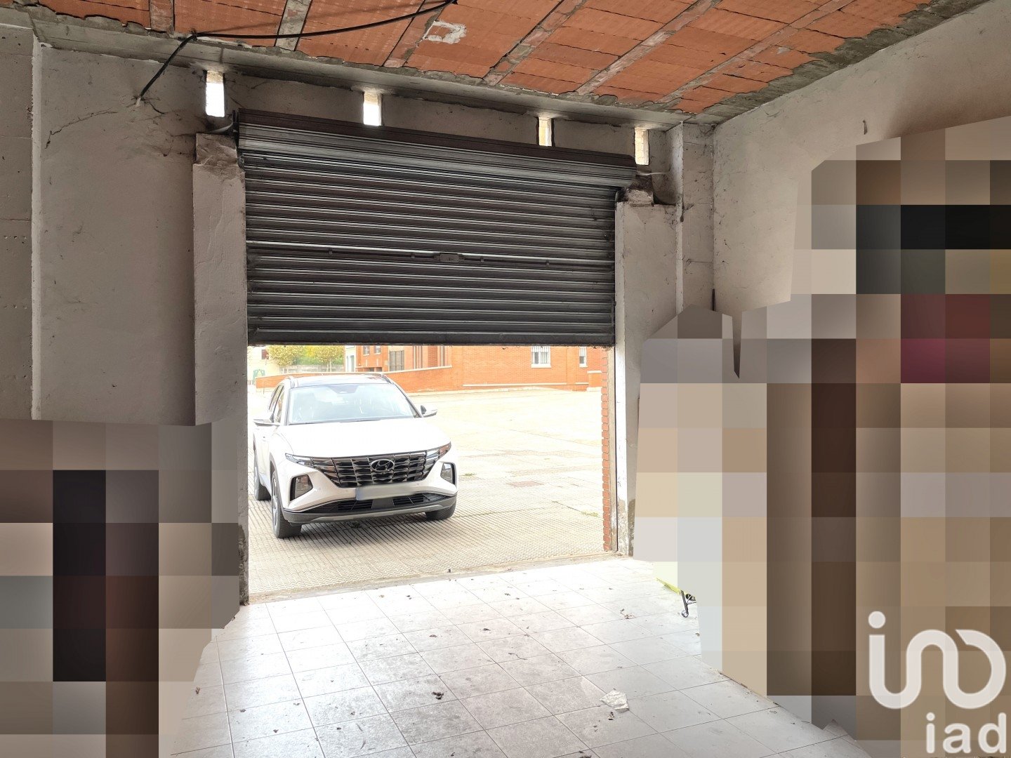 Commercial property in Leon, Spain 63 sq.m. No. 186071