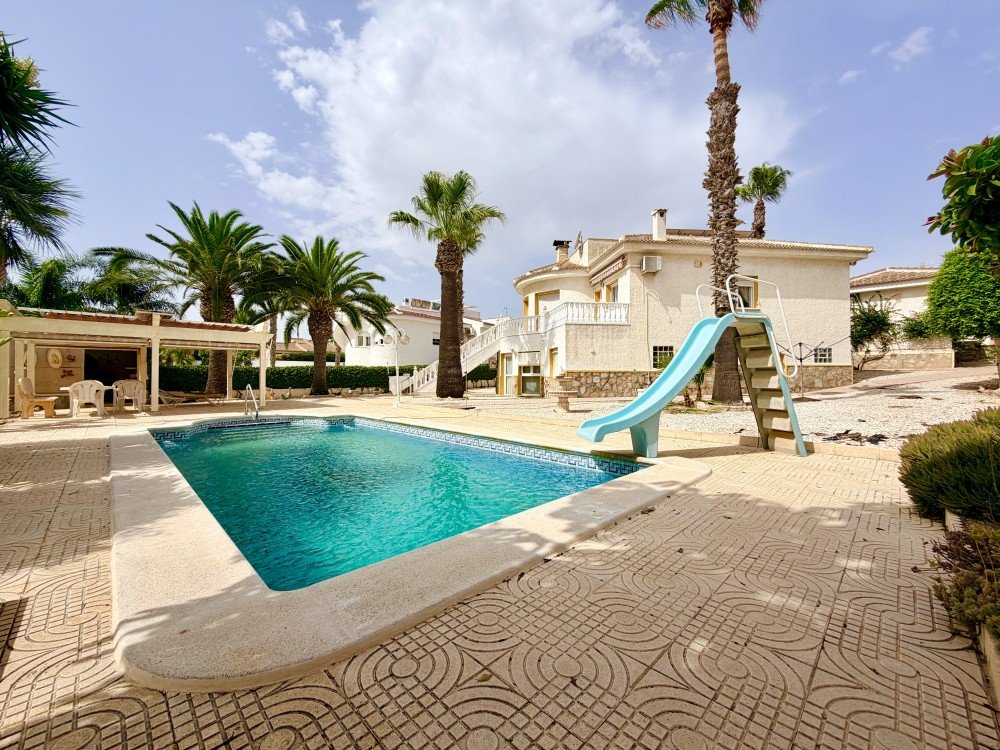 Huvila Ciudad Quesada, Alicante, Espanja 5 makuuhuonetta, 280 m2 No. 190302