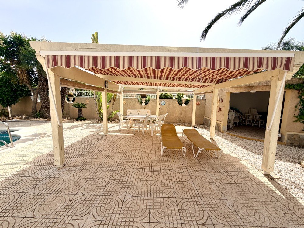 Huvila Ciudad Quesada, Alicante, Espanja 5 makuuhuonetta, 280 m2 No. 190302