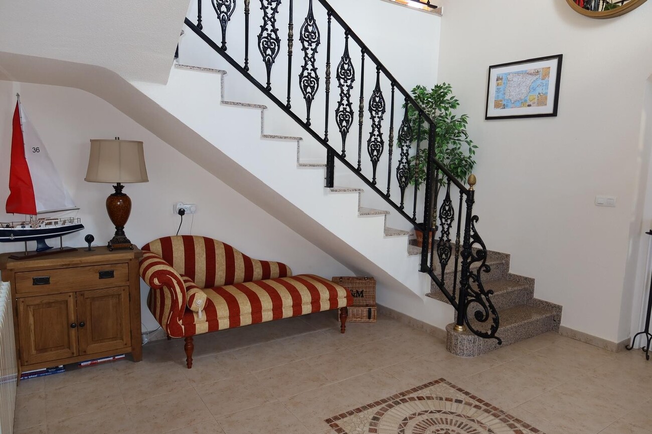 Huvila Orihuela, Alicante, Espanja 4 makuuhuonetta, 274 m2 No. 190306