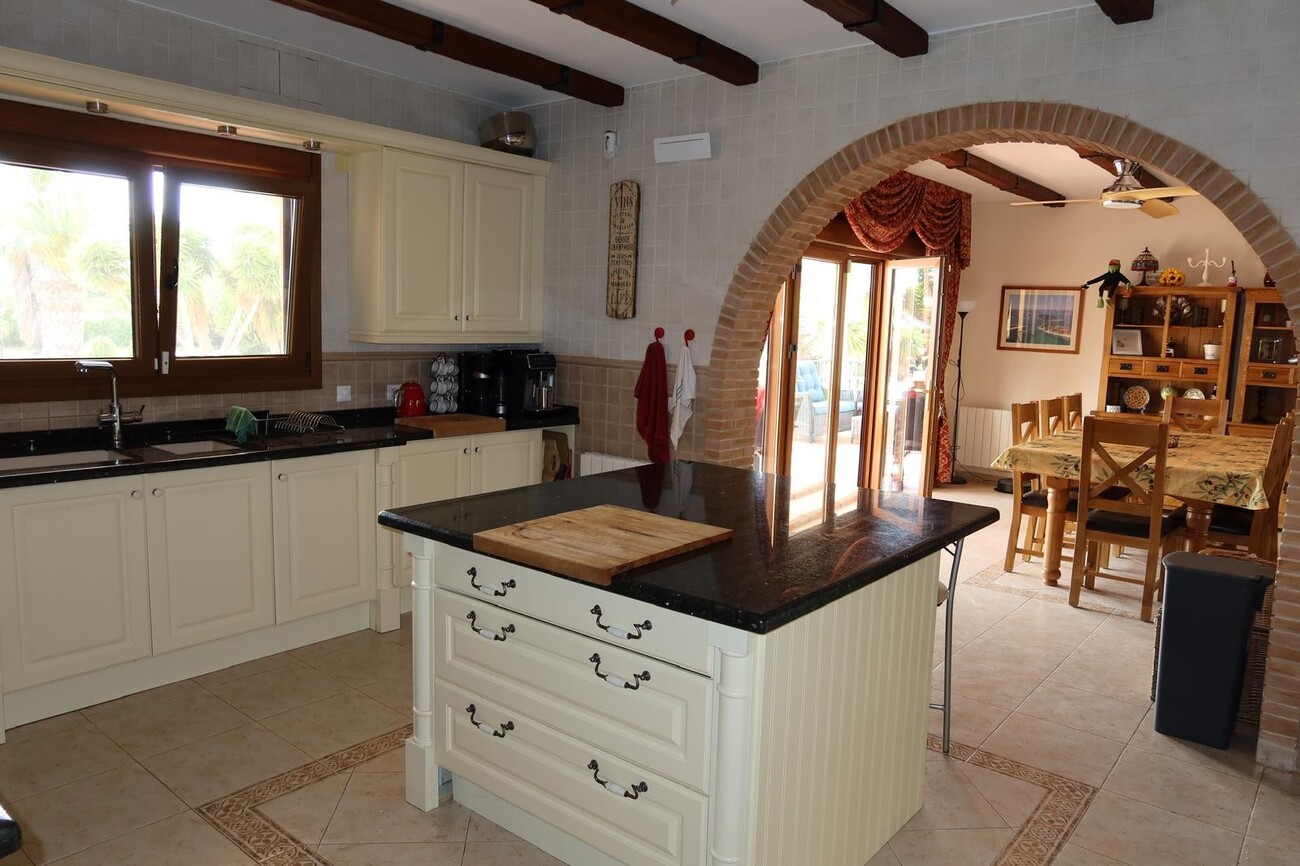Huvila Orihuela, Alicante, Espanja 4 makuuhuonetta, 274 m2 No. 190306