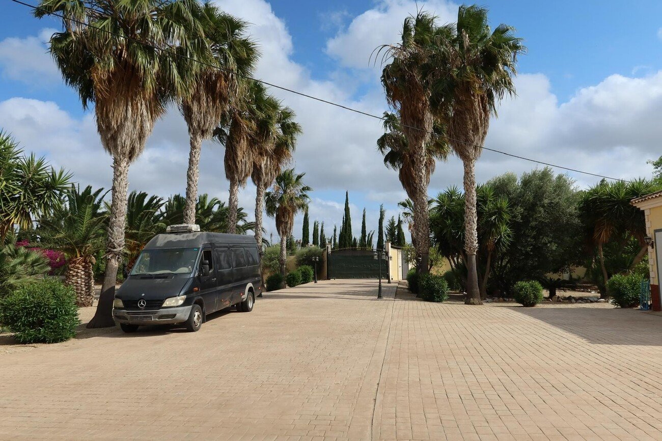 Huvila Orihuela, Alicante, Espanja 4 makuuhuonetta, 274 m2 No. 190306