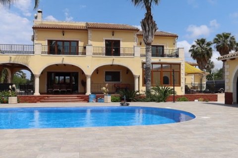 Villa Orihuela, Alicante, Spānijā 4 istabas, 274 m2 Nr. 190306