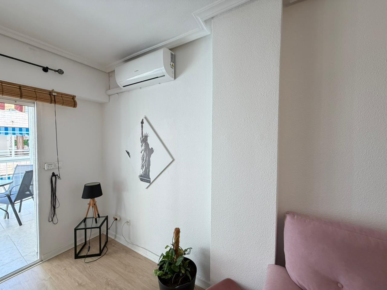 Wohnung in Torrevieja, Alicante, Spanien 2 Schlafzimmer, 82 m2 Nr. 173504