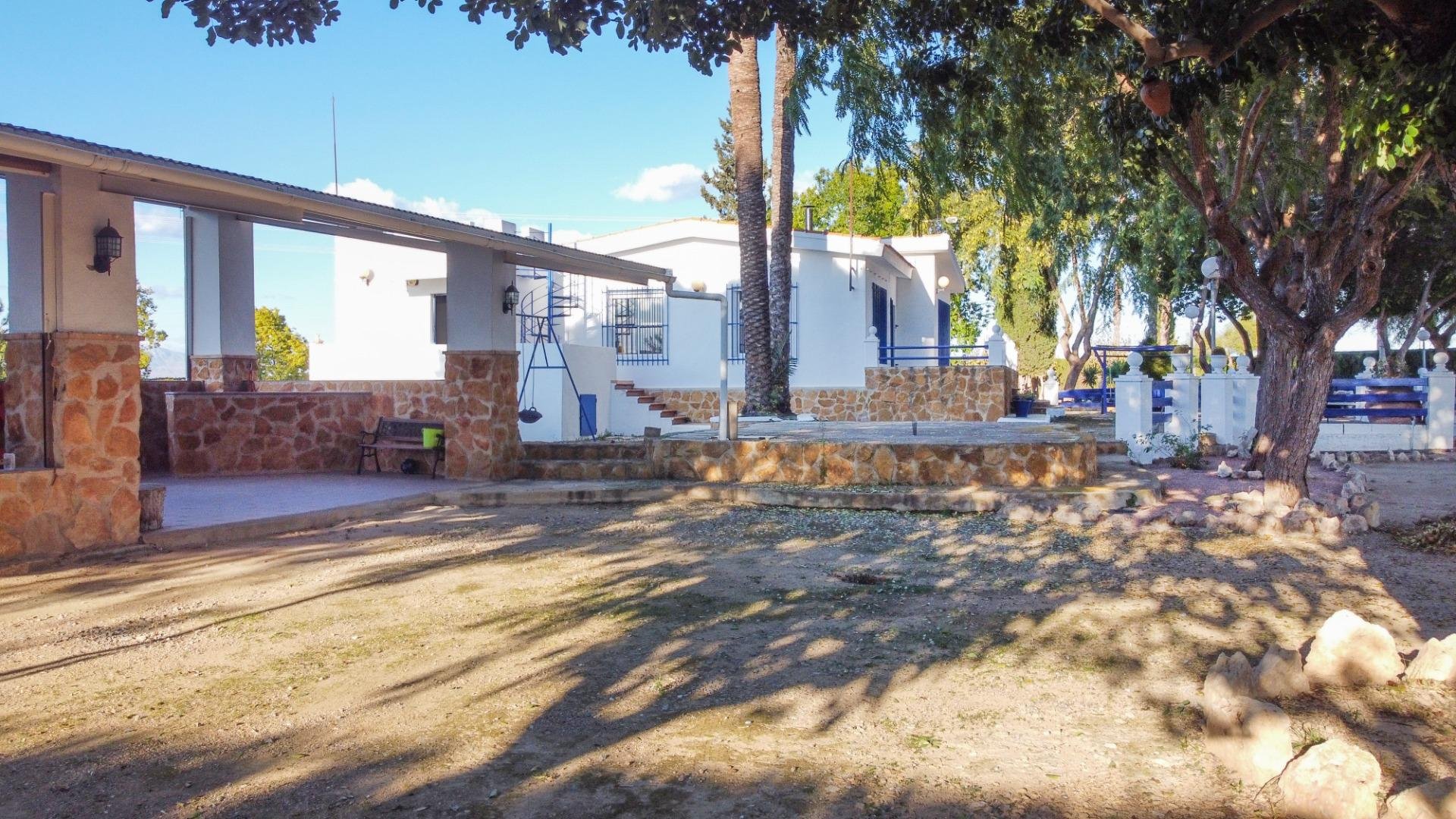 Villa in Orihuela, Alicante, Spain 4 bedrooms, 277 sq.m. No. 155643