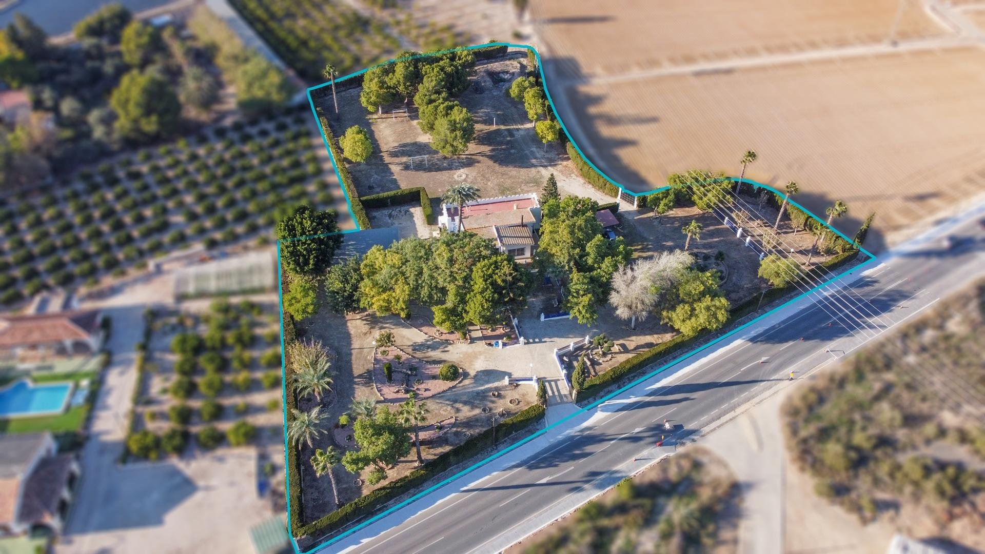 Villa in Orihuela, Alicante, Spain 4 bedrooms, 277 sq.m. No. 155643