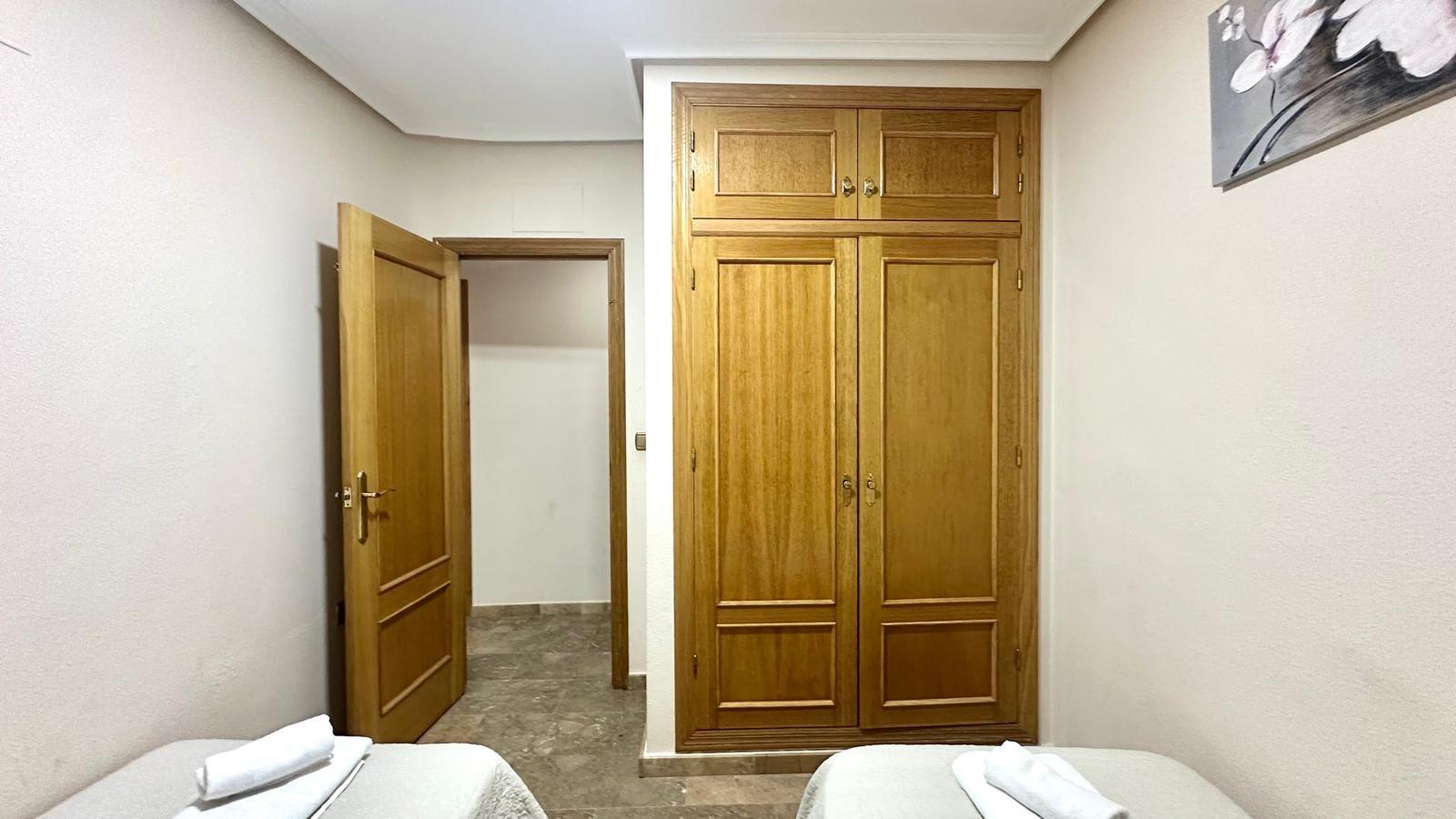 Apartment in Torrevieja, Alicante, Spain 3 bedrooms, 123 sq.m. No. 155642