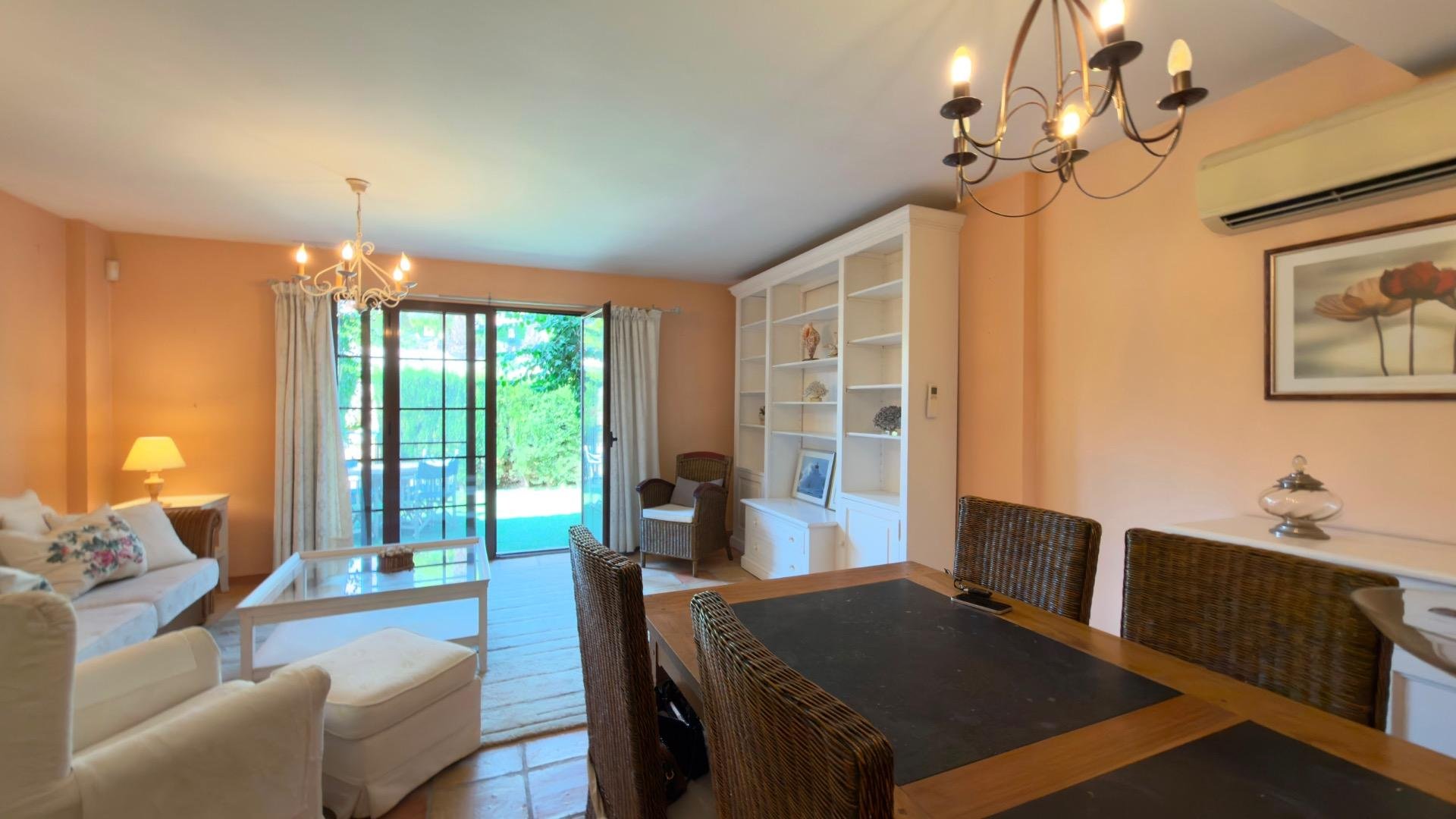 Bungalow en Finestrat, Alicante, España 2 dormitorios, 137.02 m2 No. 183116