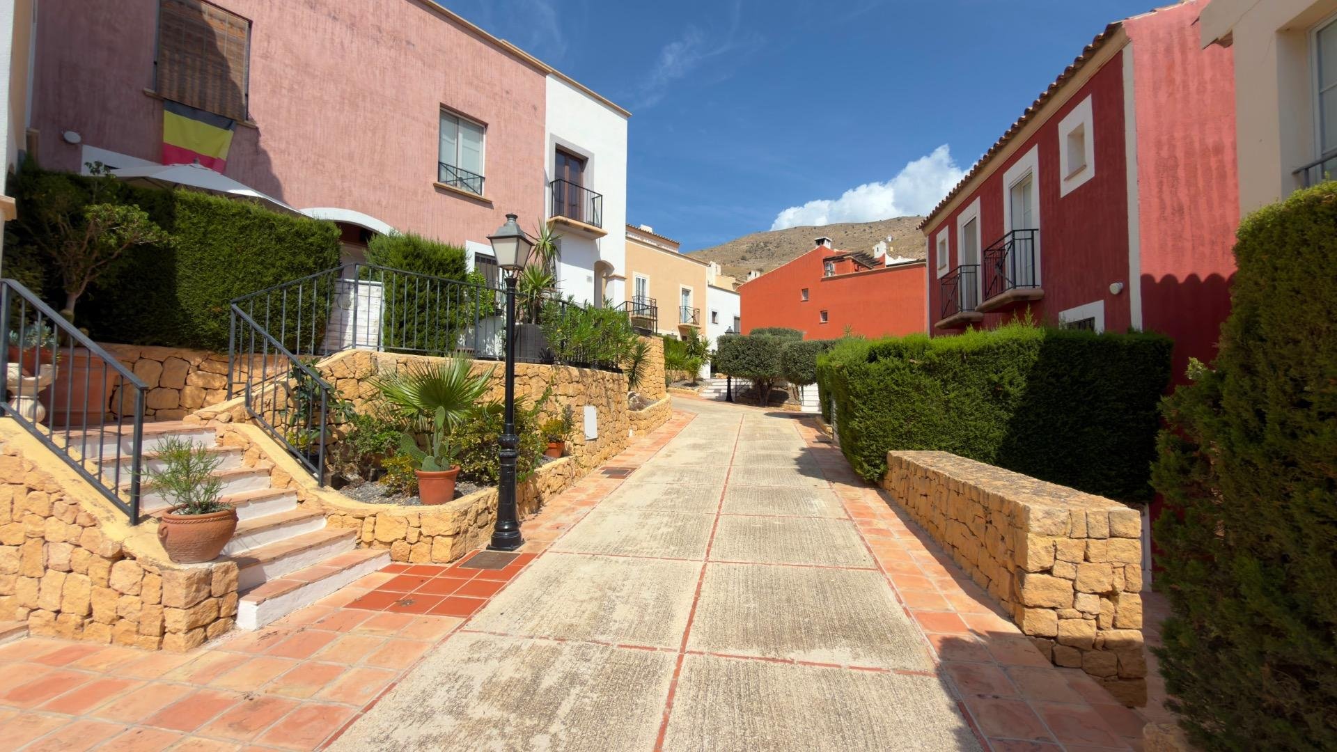 Bungalow en Finestrat, Alicante, España 2 dormitorios, 137.02 m2 No. 183116